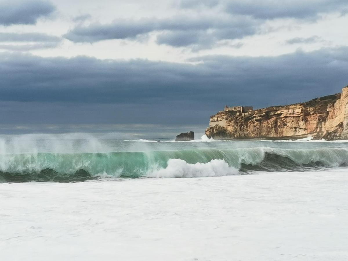 Casa Na Onda Subvila Daire Nazaré Dış mekan fotoğraf